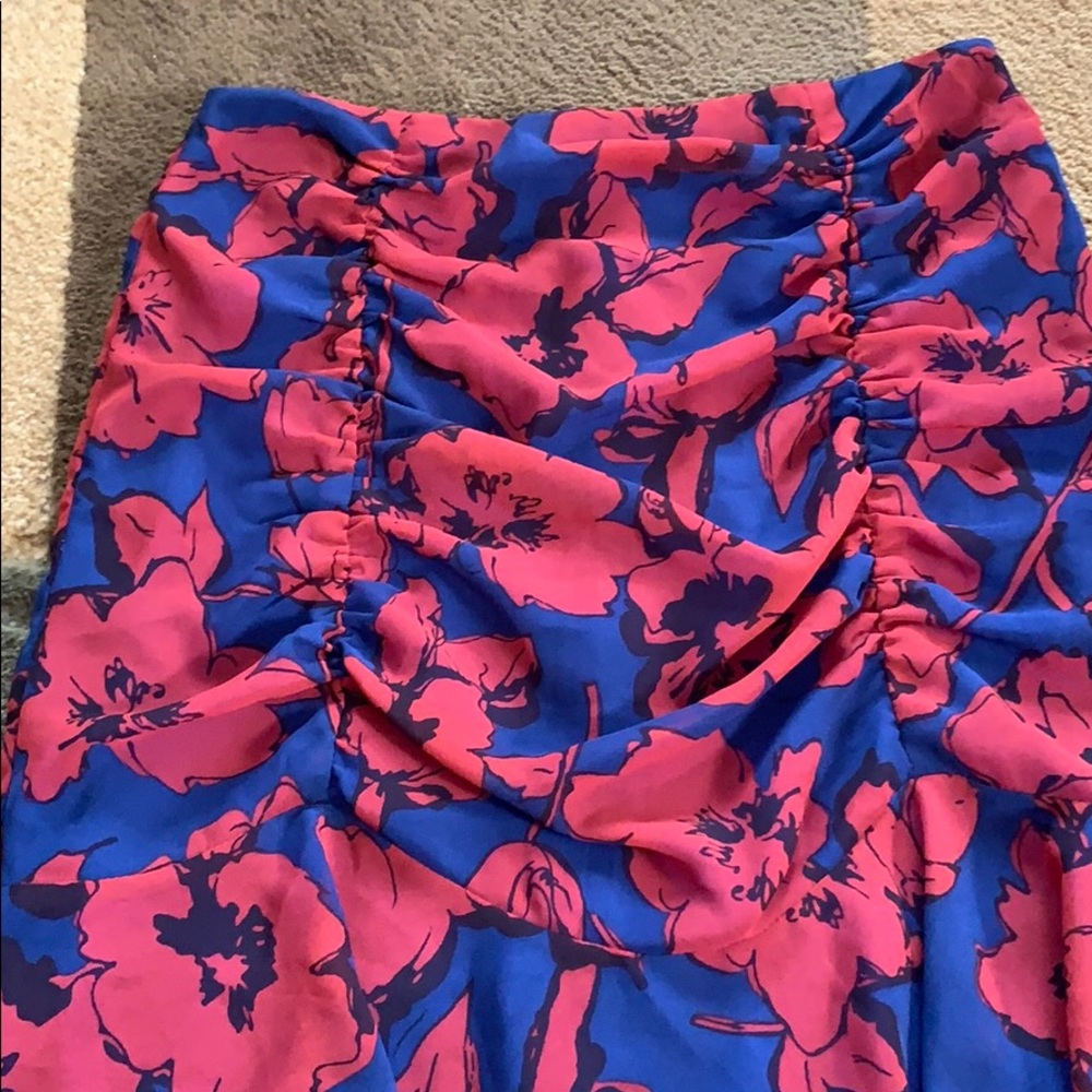 Cutest Ruffle Mini Skirt - Picture 2 of 4